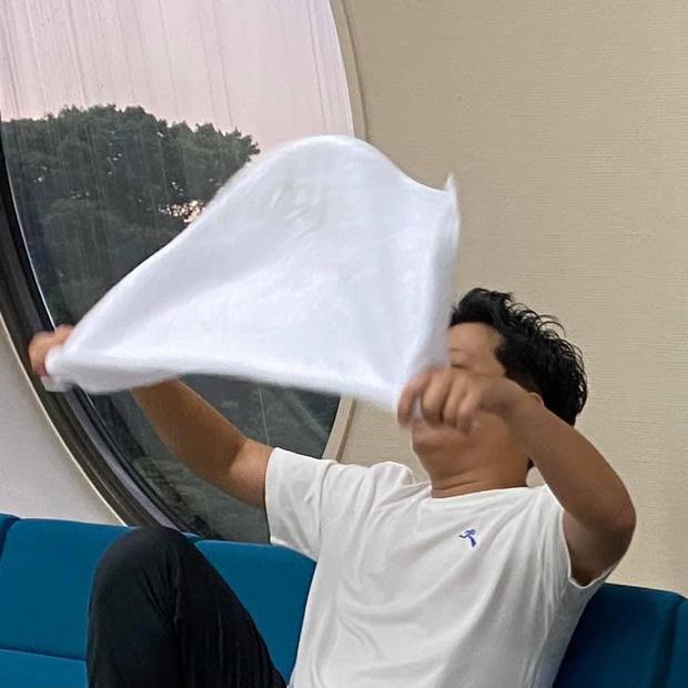 Ngoài Jack, Trường Giang cũng lạc lõng với dàn Running Man Việt-9