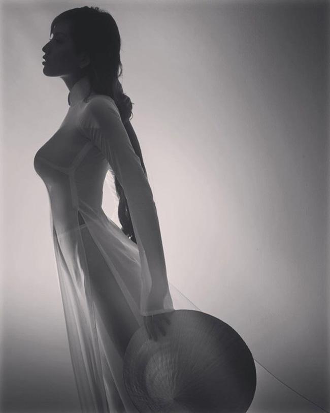 Tai tiếng áo dài: Áo cánh chuồn của Mai Phương Thuý gây choáng nhất?-2