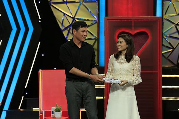 Tỏ tình trên Facebook thất bại, thầy giáo gặp crush trên show hẹn hò-3