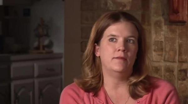 Không biết mình mang thai, cô dâu 40 tuổi đau đẻ khi vào lễ đường-3