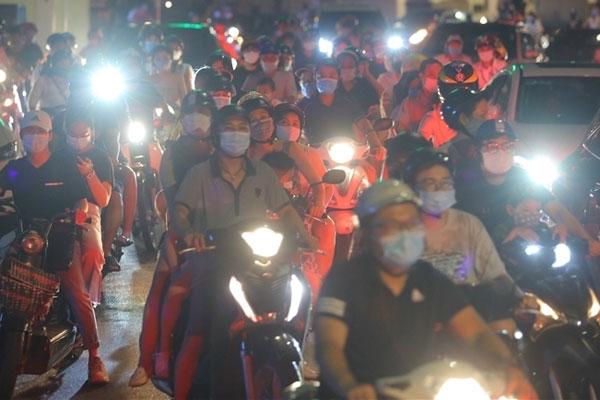 Cầu cho đêm Trung thu không là đêm đại họa-1