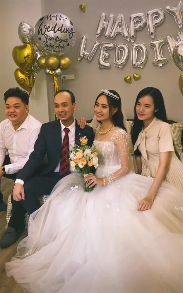 MC đình đám VTV tranh thủ lấy chồng khi Hà Nội nới lỏng giãn cách-4