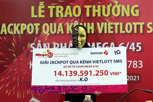 Từ TP.HCM về quê tránh dịch, người phụ nữ trúng Jackpot hơn 14 tỉ đồng-1