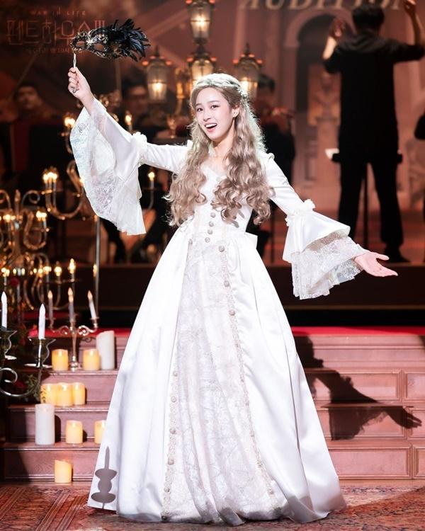 Penthouse: Eunbyul muốn giật bồ, còn Choi Ye Bin lại đẩy thuyền!-2