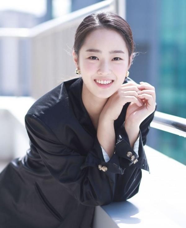 Penthouse: Eunbyul muốn giật bồ, còn Choi Ye Bin lại đẩy thuyền!-3