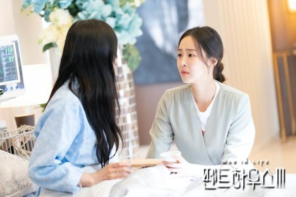 Penthouse: Eunbyul muốn giật bồ, còn Choi Ye Bin lại đẩy thuyền!-4