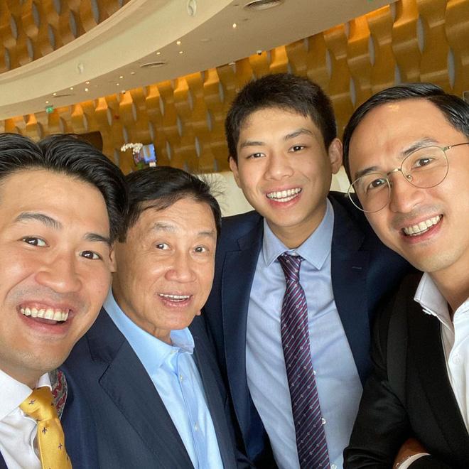 Tỷ phú Johnathan Hạnh Nguyễn khiến con trai học hỏi về cách ứng xử-2