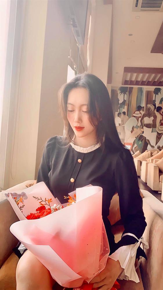 Cặp đôi gái xinh cưa đổ cô giáo kể chuyện yêu xa mùa giãn cách-3