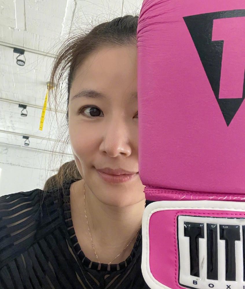 Động thái Lâm Tâm Như sau lời đồn tháo chạy khỏi Trung Quốc-1