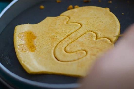 Cách làm món kẹo đường trong phim 'Squid Game'