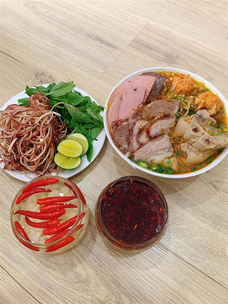 Nấu bún bò ngon như ngoài tiệm, công thức chuẩn vị xứ Huế-2