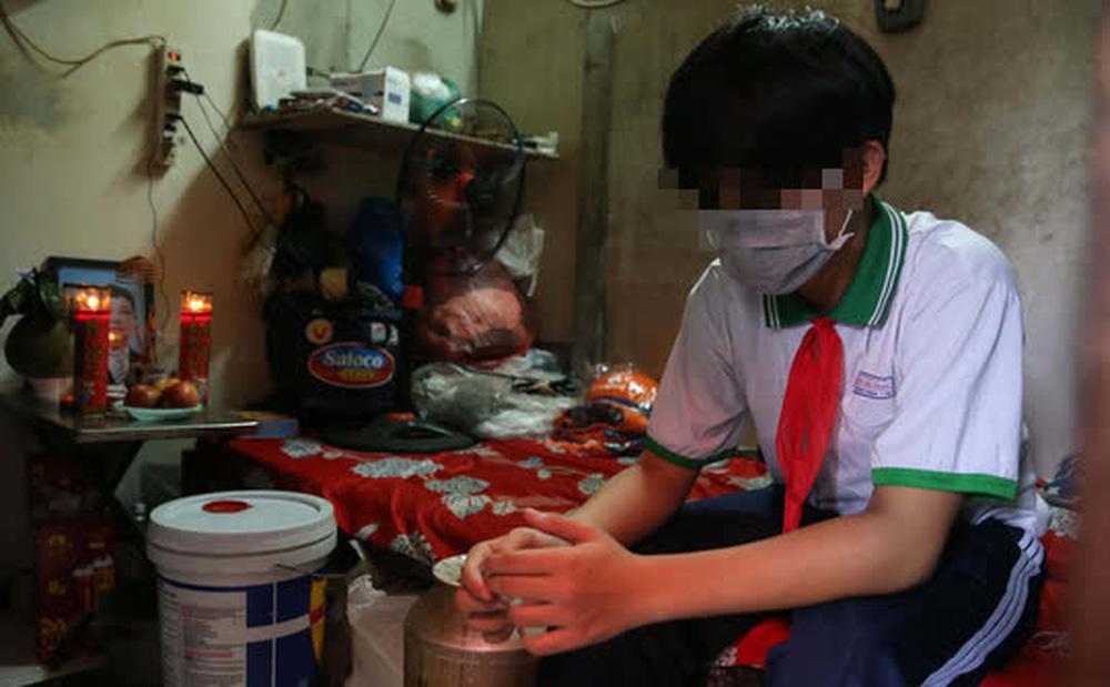 Mẹ mất vì ung thư, ba mất vì Covid-19: Giờ em không còn ai-1