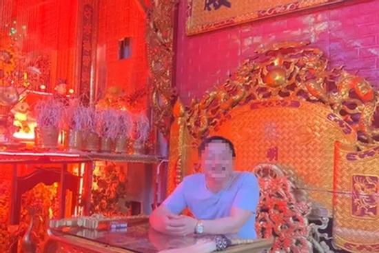 Người tự xưng 'Ngọc hoàng đại đế' trấn yểm Covid-19 bị mời làm việc