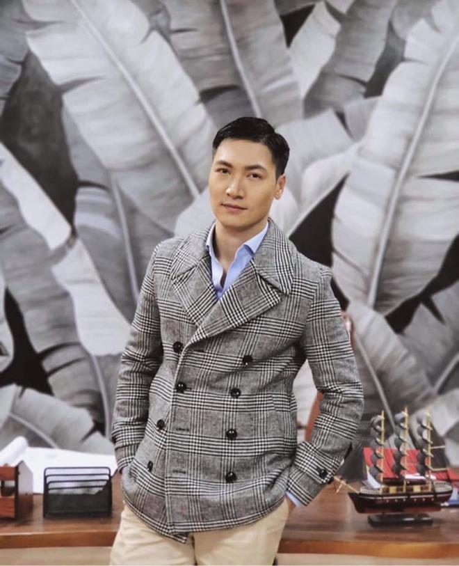 Dự sinh nhật Phương Oanh, Mạnh Trường lôi thôi khác xa phim-9