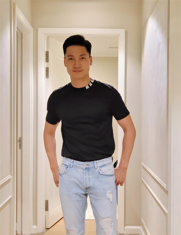 Dự sinh nhật Phương Oanh, Mạnh Trường lôi thôi khác xa phim-14