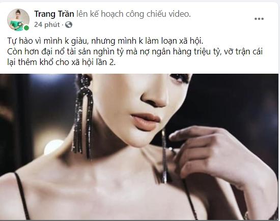 Mở đầu tin sao Việt là chia sẻ của Trang Trần. Cựu mẫu bóng gió móc mỉa nữ đại gia nổi tiếng - người có những hiềm khích với cô thời gian qua: 