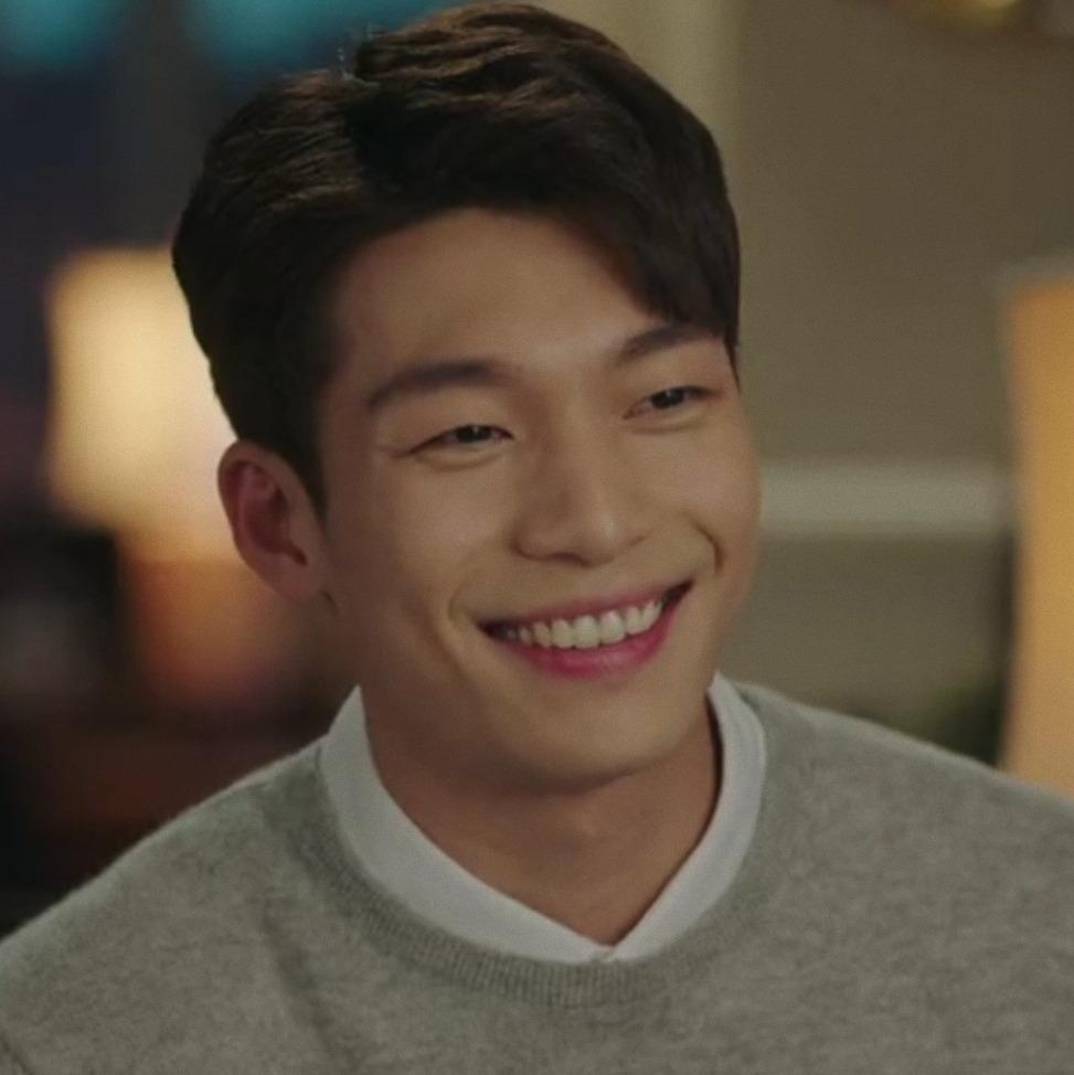 Dàn diễn viên từ thứ dữ đến tay mơ xuất hiện trong Squid Game-9