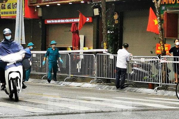 1 người ở Hà Nội treo cổ tự sát, mắc Covid-19, chưa rõ nguồn lây-2