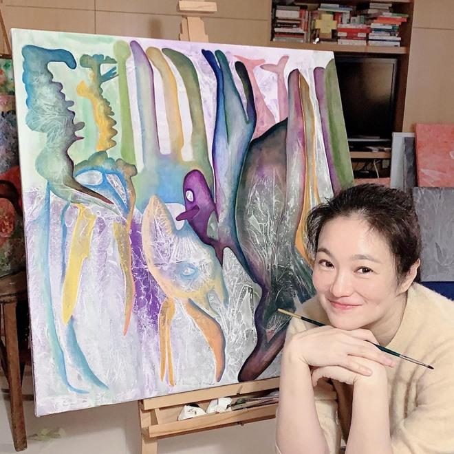 Cô đào thả vòng 1 diễn cảnh dưới mưa, đời thực sống thế này!-4