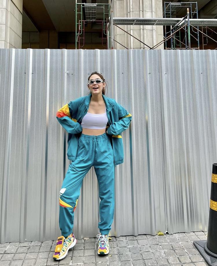 Mẹ 3 con Chompoo Araya xứng danh mỹ nhân đẹp nhất Thái Lan-1