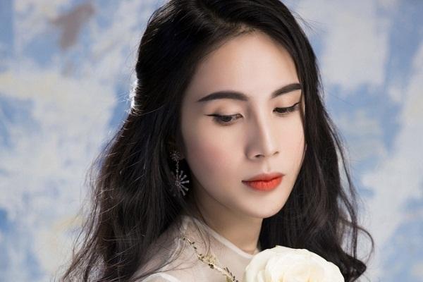 Ca sĩ Thủy Tiên bị 2 tình cũ làm bẽ mặt-4