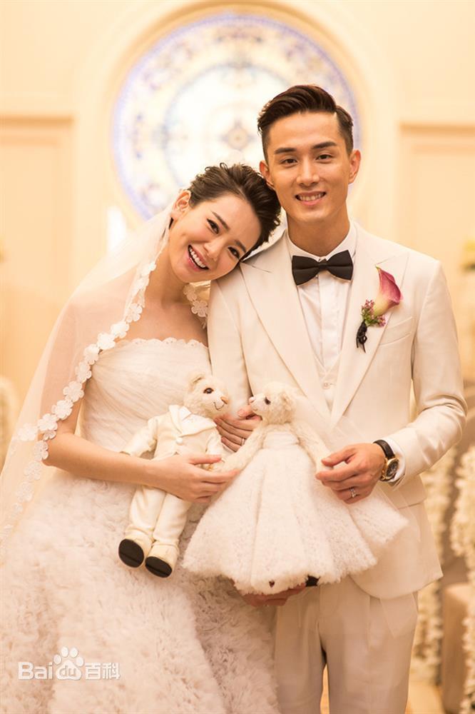 Hôn nhân Thích Vy: Chồng kém tiếng, ở nhà trông con suốt 5 năm-4