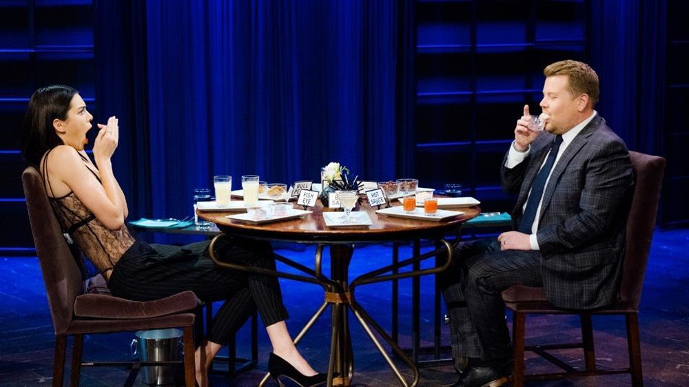 James Corden - MC tai tiếng, xem thường nhóm BTS-2