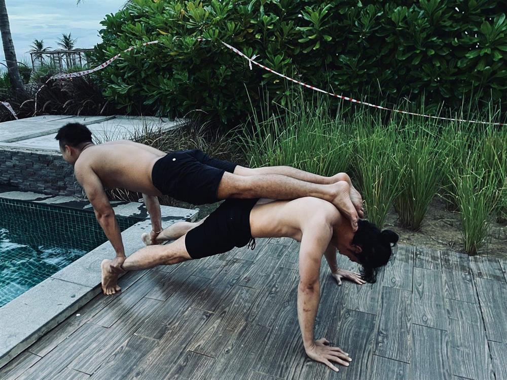 Đại hội body Running Man: Trường Giang, Jack bay màu khó hiểu-1