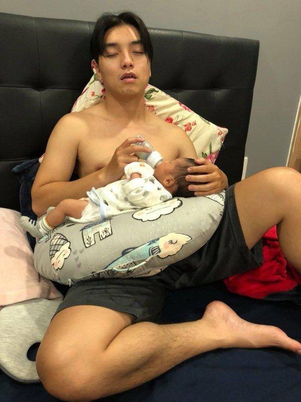 Kim Lý - Cường Đô La trông con: Người kín đáo, người thiếu vải-17