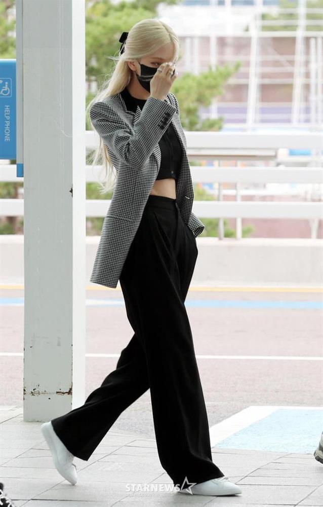 Loạt outfit BLACKPINK tham dự Fashion Week: Ai đỉnh nhất?-1