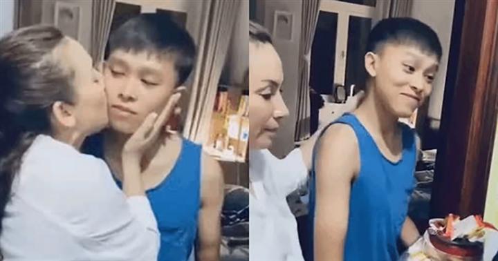 Loạt khoảnh khắc như ruột thịt của Phi Nhung - Hồ Văn Cường-10