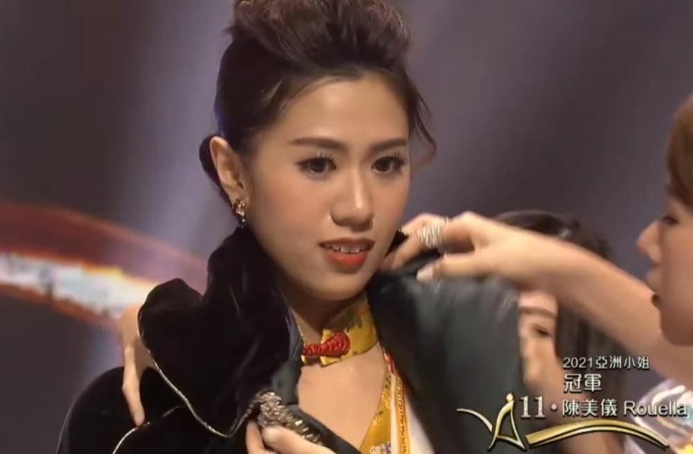 Thí sinh xấu béo chiếm spotlight của tân Hoa hậu Châu Á 2021-2