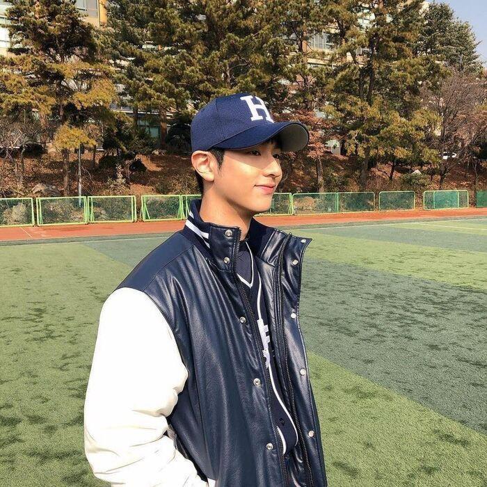 Hội chị em lùng sục trai đẹp 10 giây trong Squid Game-10