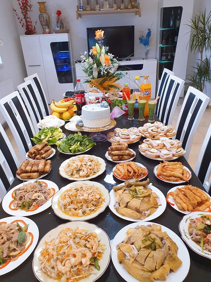 Thách con dâu cầm 350k làm 2 mâm tiệc và màn xử điểm chết điếng-2