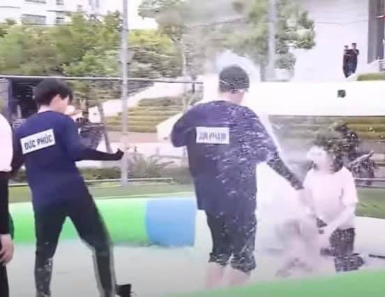 Đức Phúc bị body shaming trước giờ G Running Man-8