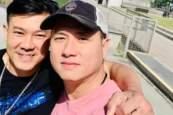 Hàn Thái Tú ngậm ngùi về thăm mộ cố ca sĩ Vân Quang Long-6