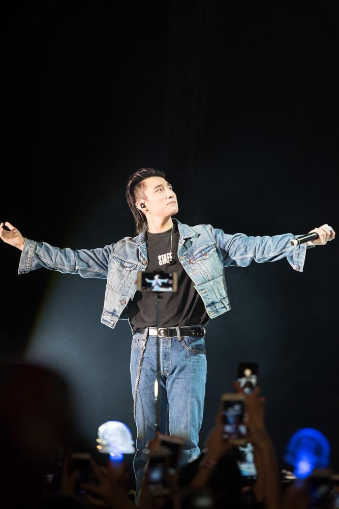 Cô gái nào khiến Sơn Tùng công khai bày tỏ tình cảm?-1