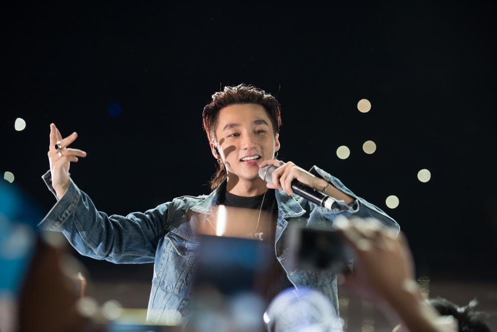 Cô gái nào khiến Sơn Tùng công khai bày tỏ tình cảm?-2