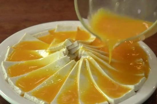 Trứng chiên đậu hũ lạ miệng cho bữa tối