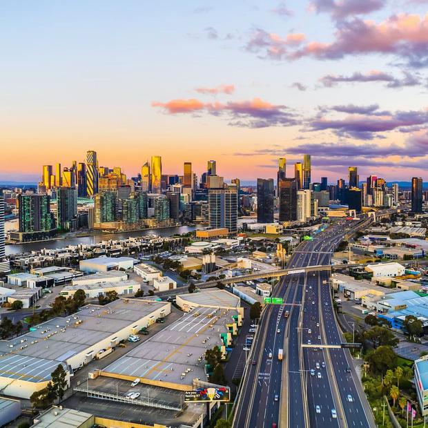 Thành phố bị phong tỏa lâu nhất thế giới, đóng cửa đã… 235 ngày!-4