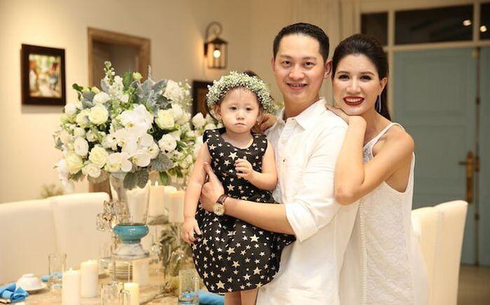 Trang Trần giàu cỡ nào mà thách nữ đại gia đọ tiền?-7