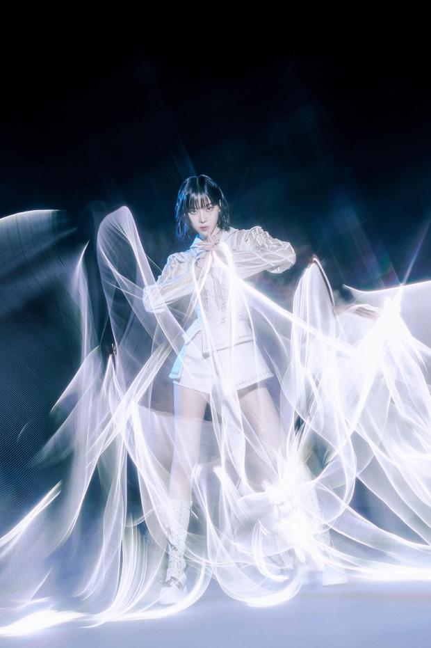 Aespa thả xích bộ ảnh teaser khoe biến hình ảo ma với mặt nạ nữ thần-9