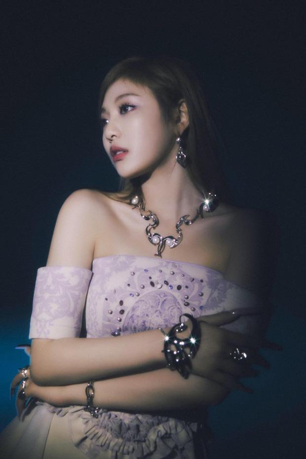 Aespa thả xích bộ ảnh teaser khoe biến hình ảo ma với mặt nạ nữ thần-12