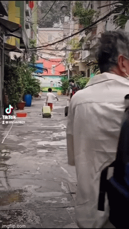 Cha đi cách ly Covid-19, lúc về chỉ còn tro cốt: Lời dặn trước lúc mất-1