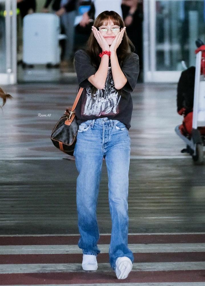 Chân ái giúp Lisa hack dáng như người mẫu!-7