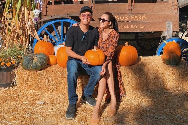 Pose dáng với bí ngô: Chi Pu được khen - Phạm Hương nhận đá-10