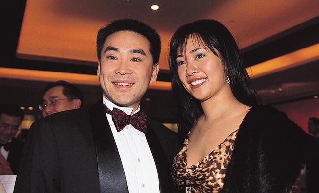 Cặp đôi tỷ phú yêu cả thập niên, kết hôn 2 năm đã chiến kinh hoàng-4