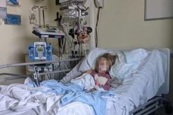 Bé gái 6 tuổi nhập viện sau khi làm theo video trên TikTok