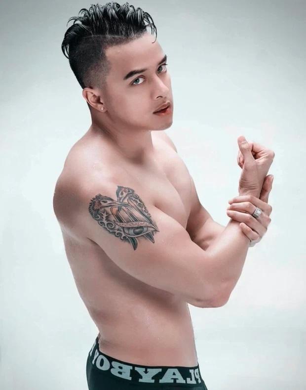 Cao Thái Sơn cởi trần lộ hình xăm người yêu cũ ở điểm nhạy cảm-5