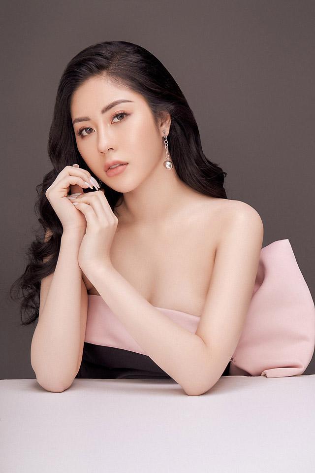 Hot trên Tiktok: Chị đẹp tặng bánh mì 500k cho xóm chạy thận-2